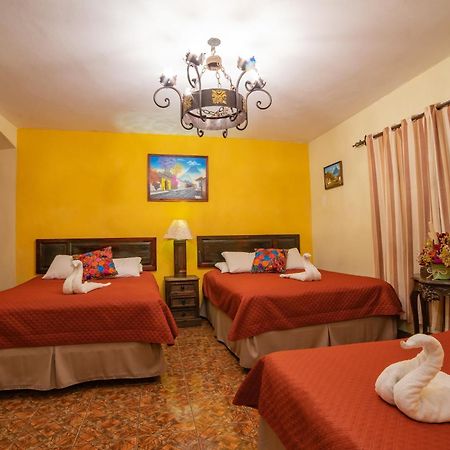 Hotel Gran Plaza Euromaya Antigua Екстер'єр фото