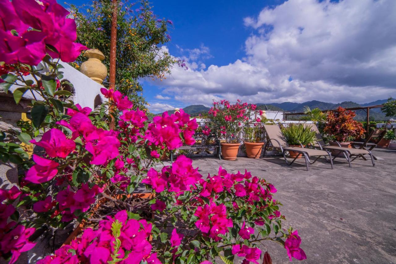 Hotel Gran Plaza Euromaya Antigua Екстер'єр фото