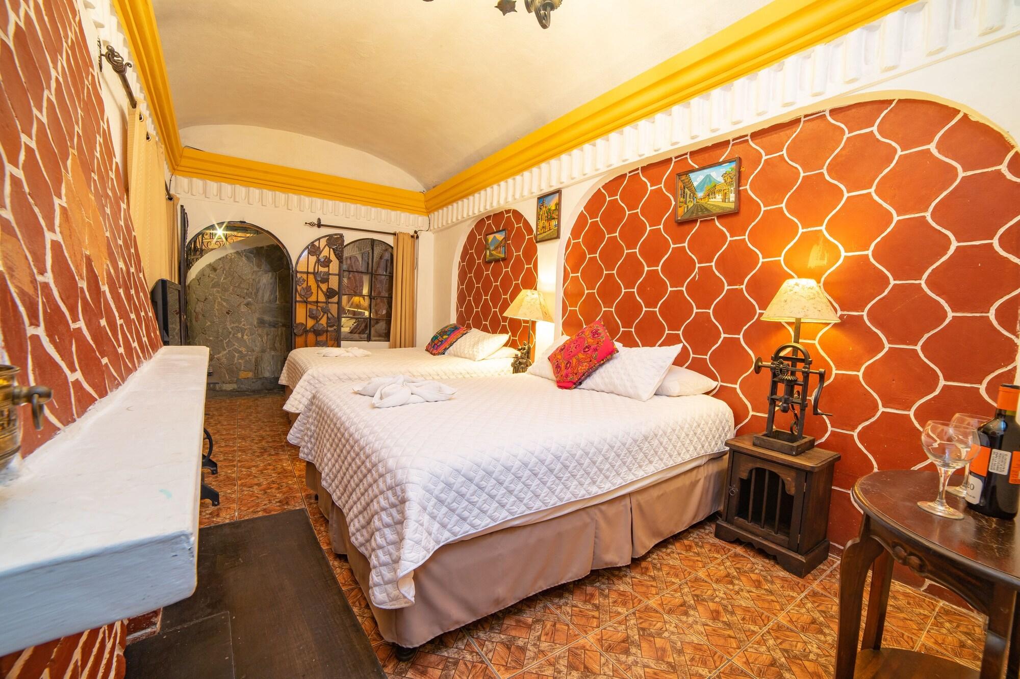 Hotel Gran Plaza Euromaya Antigua Екстер'єр фото