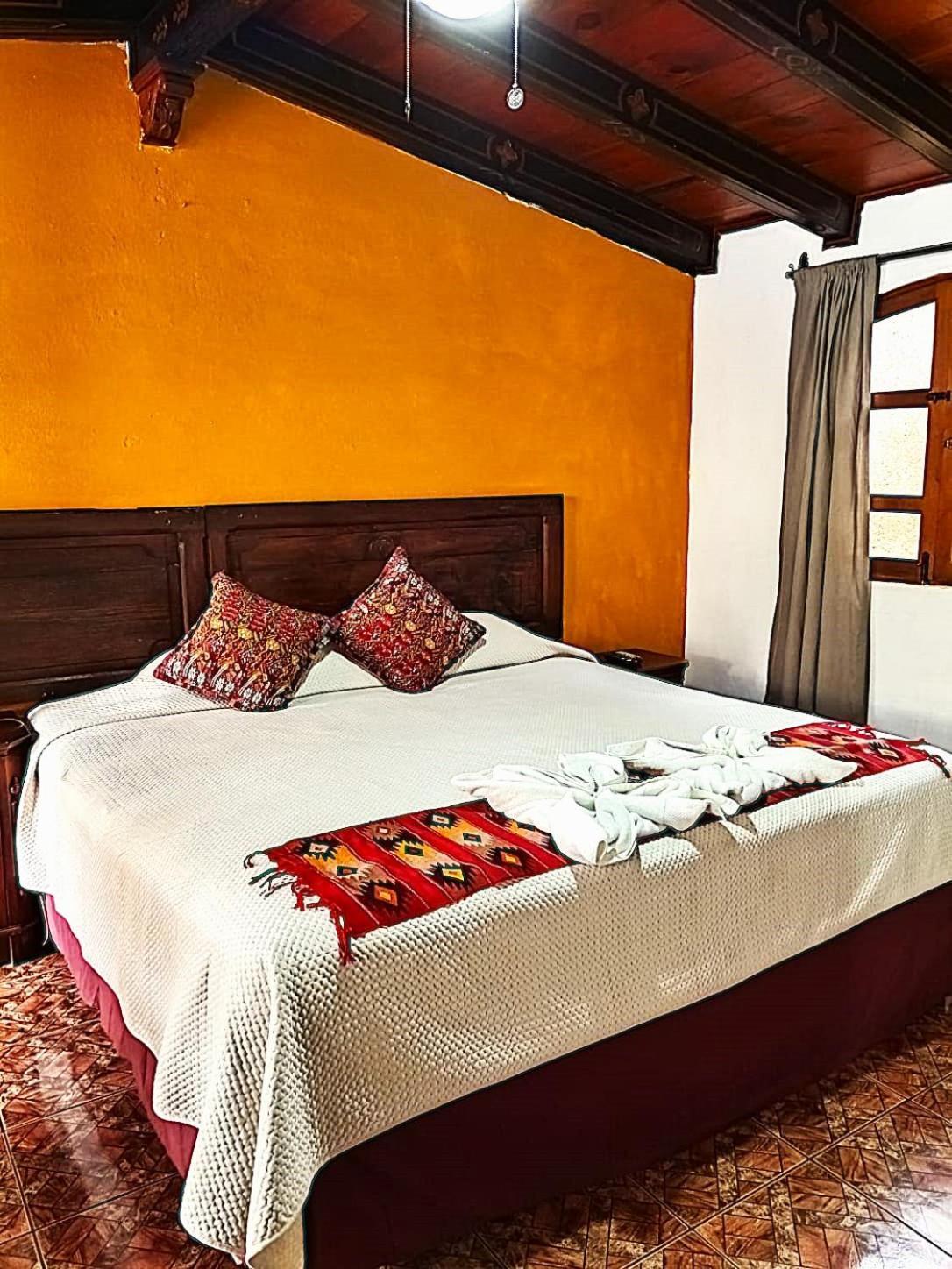 Hotel Gran Plaza Euromaya Antigua Екстер'єр фото