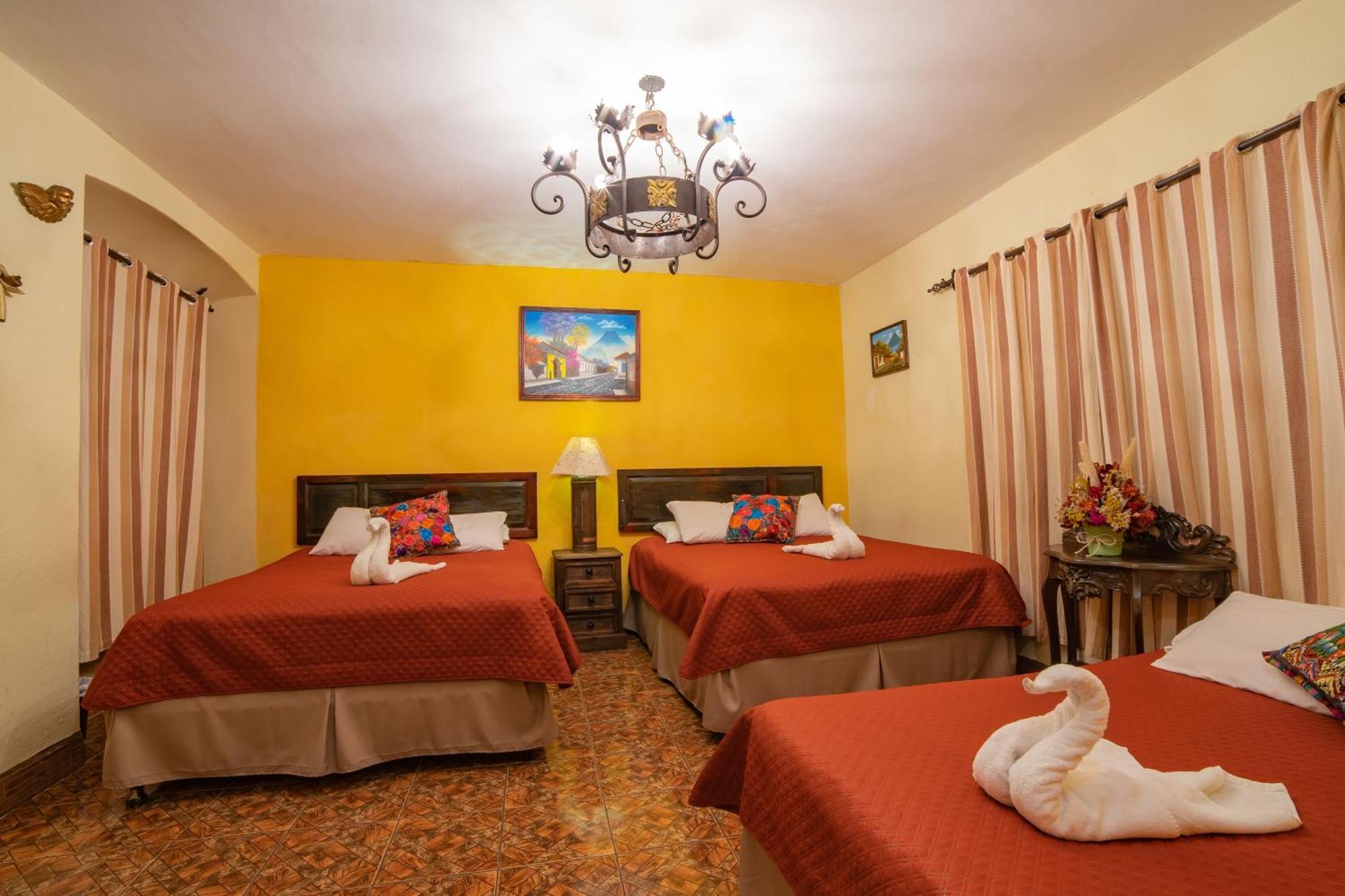 Hotel Gran Plaza Euromaya Antigua Екстер'єр фото