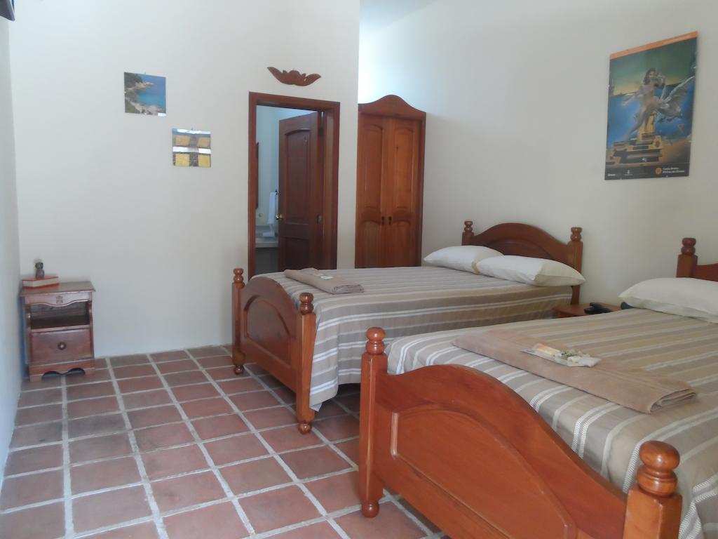 Hotel Gran Plaza Euromaya Antigua Номер фото