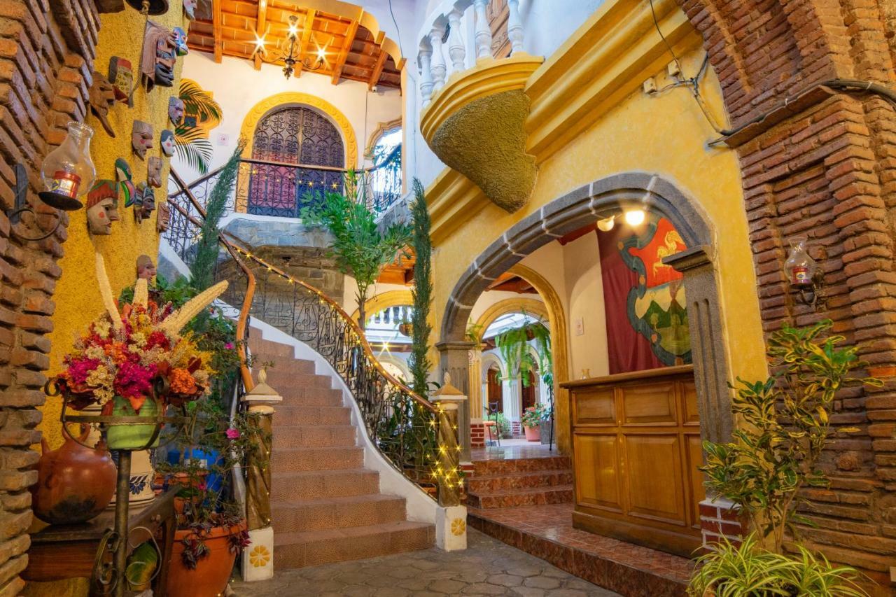 Hotel Gran Plaza Euromaya Antigua Екстер'єр фото